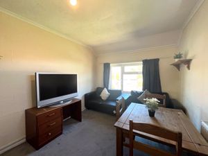 Photo 33- click for photo gallery